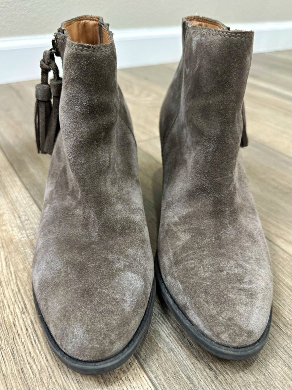 Vionic Madeline Women’s Size 7 Greige Suede Ankle Boots Tassel Block Heel